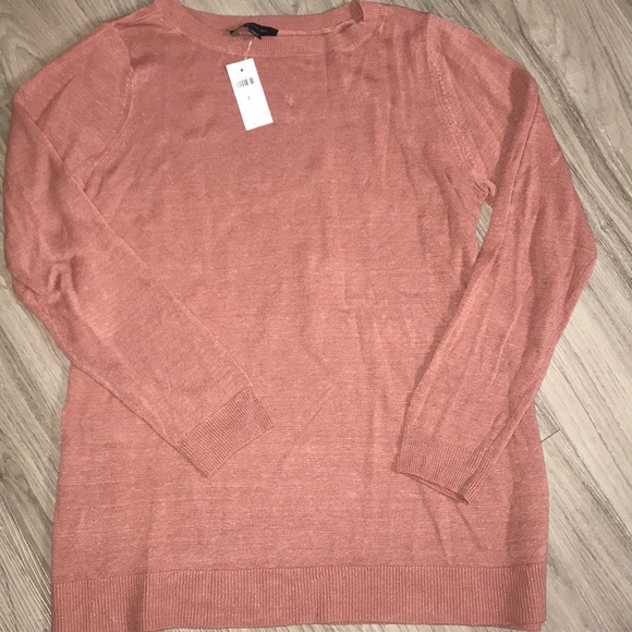 Ann Taylor Boatneck V-Neck-NEW w/TAGS/NEVER WORN - Picture 2 of 8